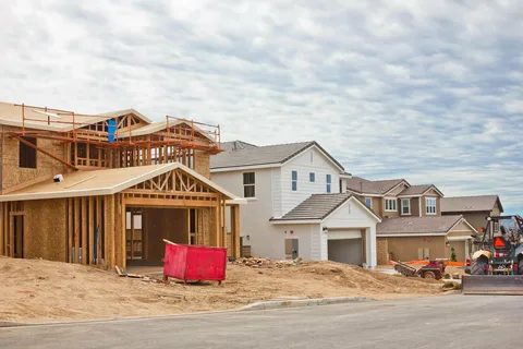 What to Expect During a New Home Construction Project